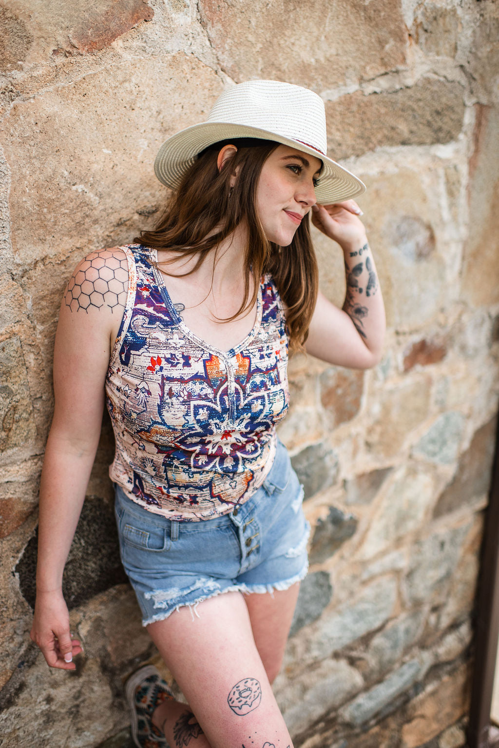 Patterned Ribbed Tank with flower