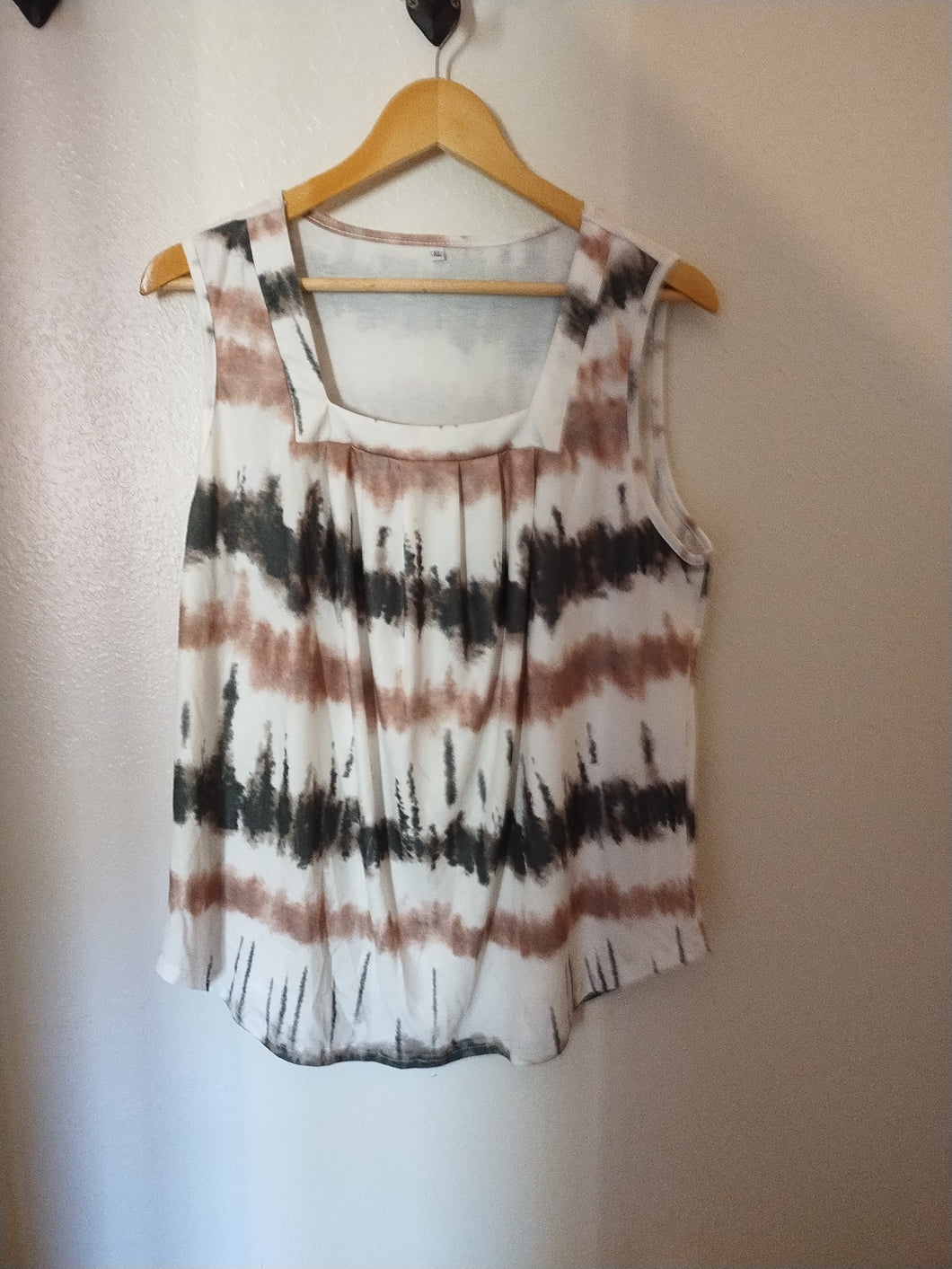 Flowy Summer Tank