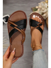 Tan and Black Flippy Flops