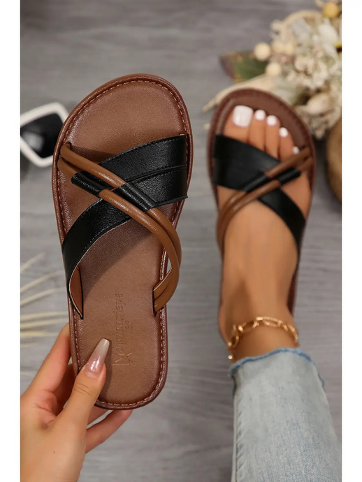 Tan and Black Flippy Flops
