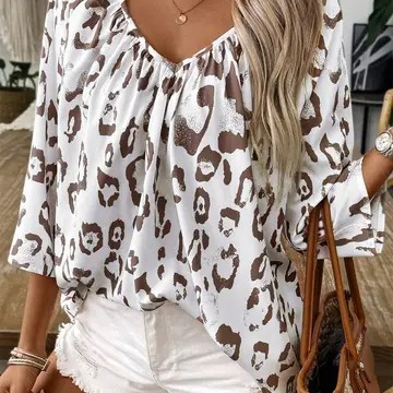 Leopard Ruched 3/4 Sleeve Blouse